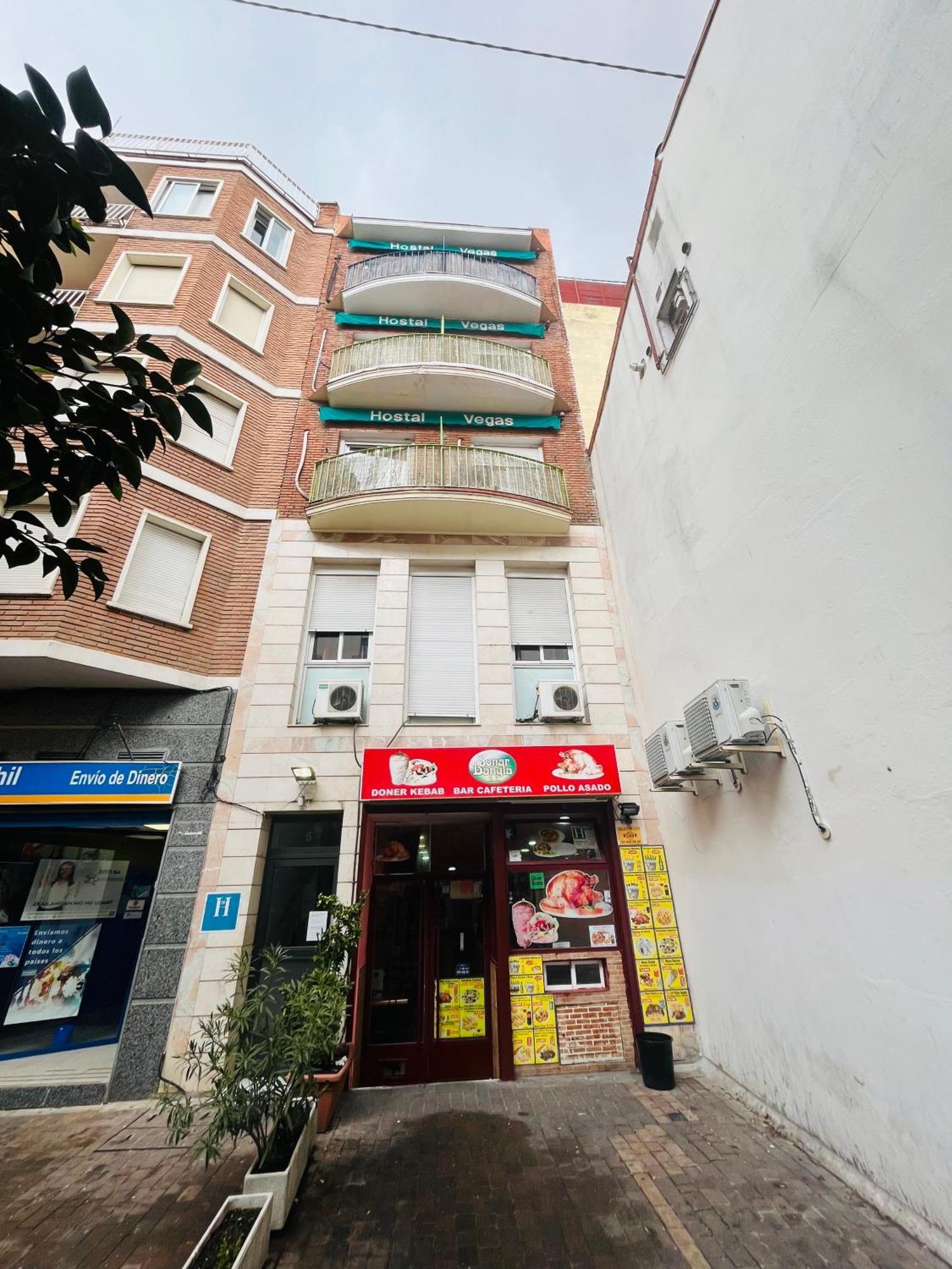 Hostal Las Vegas Мадрид Екстериор снимка